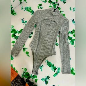 Sexy textured open neck flattering bodysuit